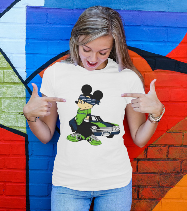 Seattle Seahawks Mickey Mouse Gangster Car Football Fan T-Shirt