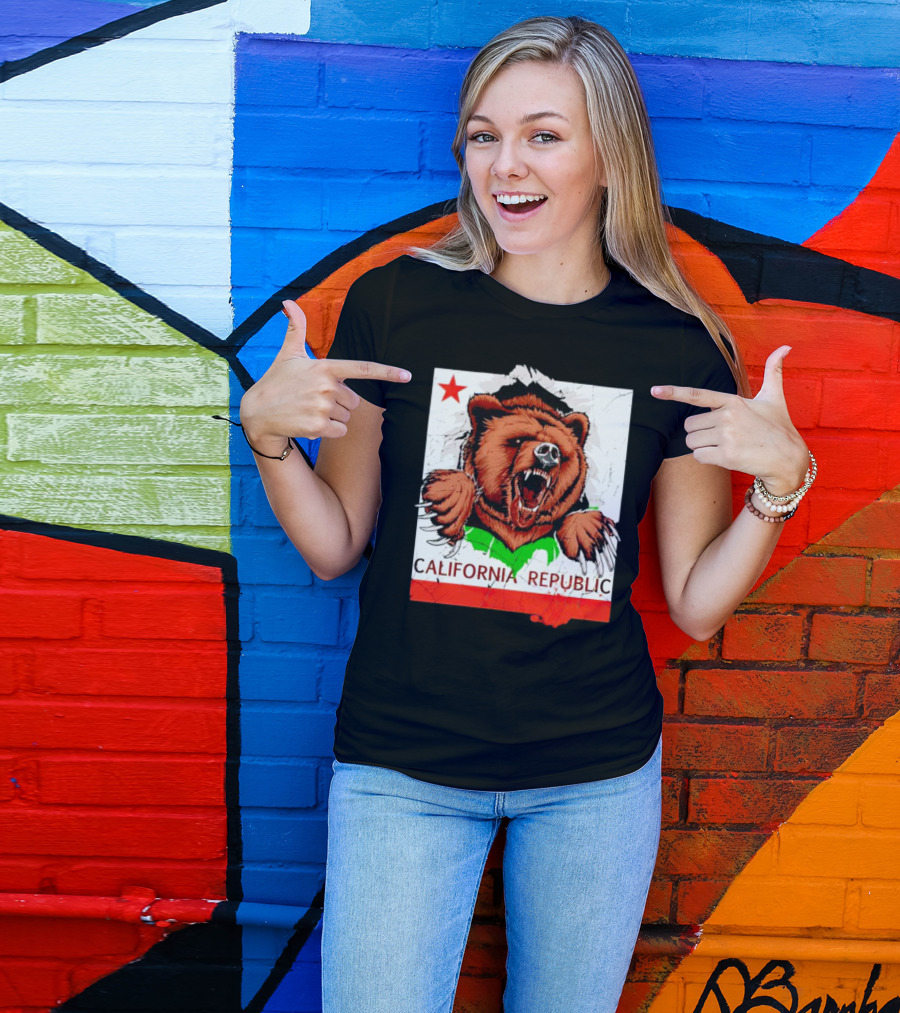 California Republic Bear Roaring Star Red Stripe T-Shirt