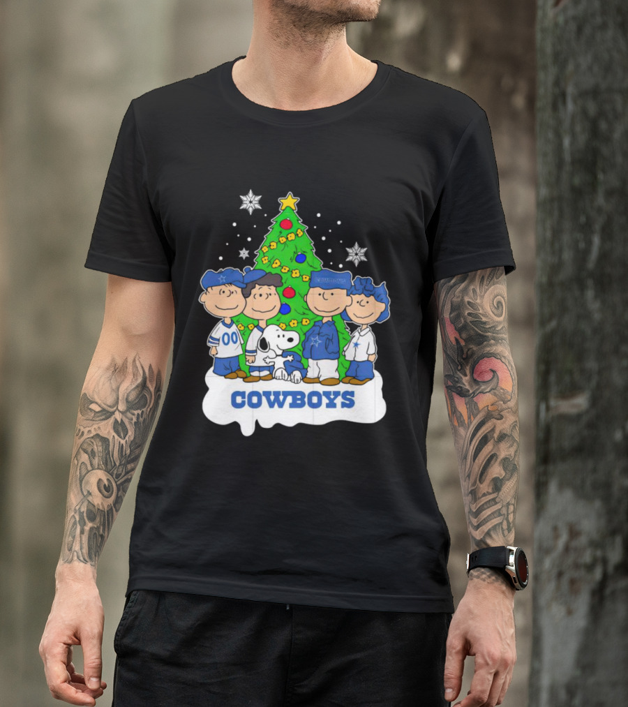Peanuts Characters Dallas Cowboys Christmas Tree Cowboys T-Shirt