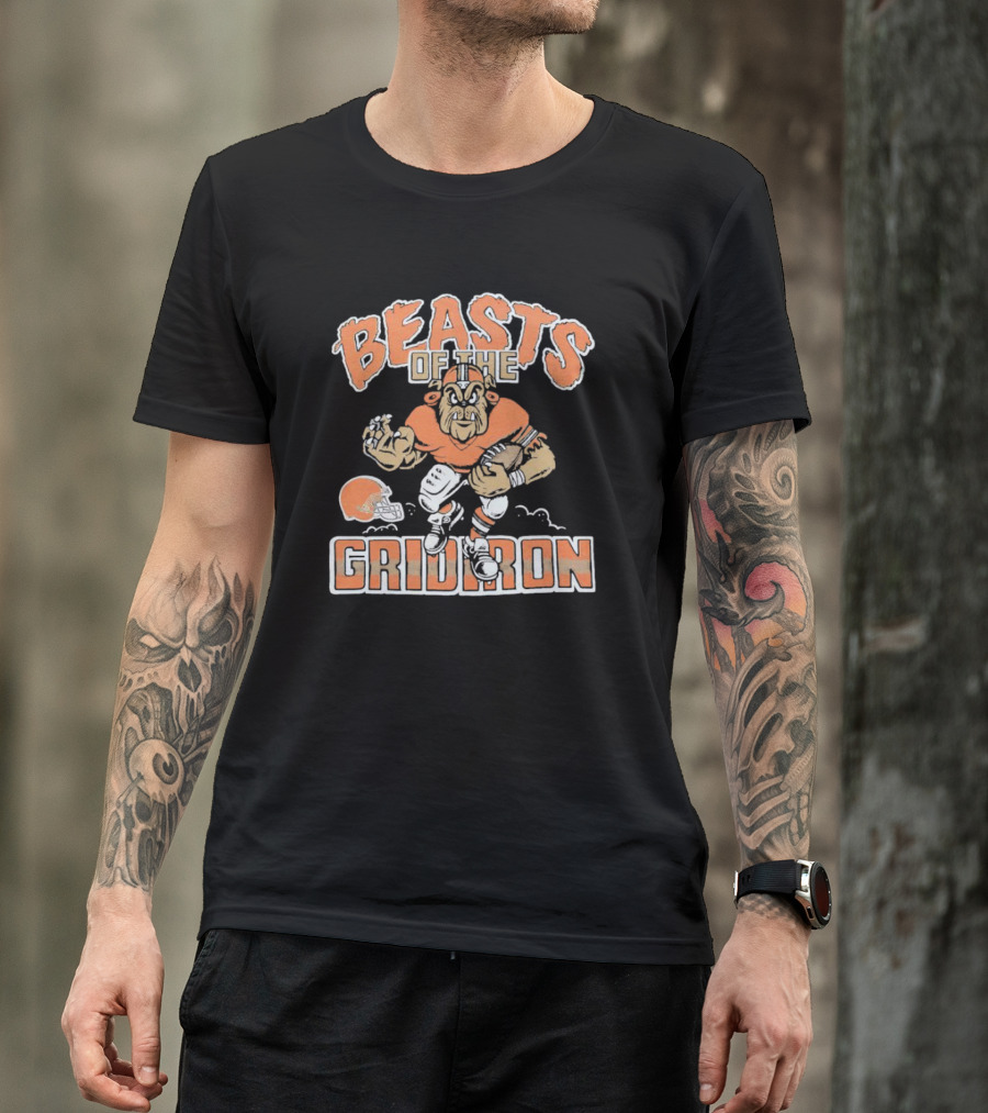 Cleveland Browns Beasts Of The Gridiron Football Bulldog T-Shirt