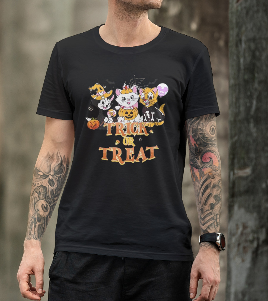 Trick Or Treat Halloween Cats With Jack-O'-Lanterns And Bat Silhouettes Disneyland T-Shirt