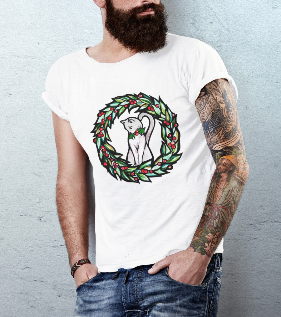 White Cat In Christmas Wreath With Holly And Berries T-Shirt