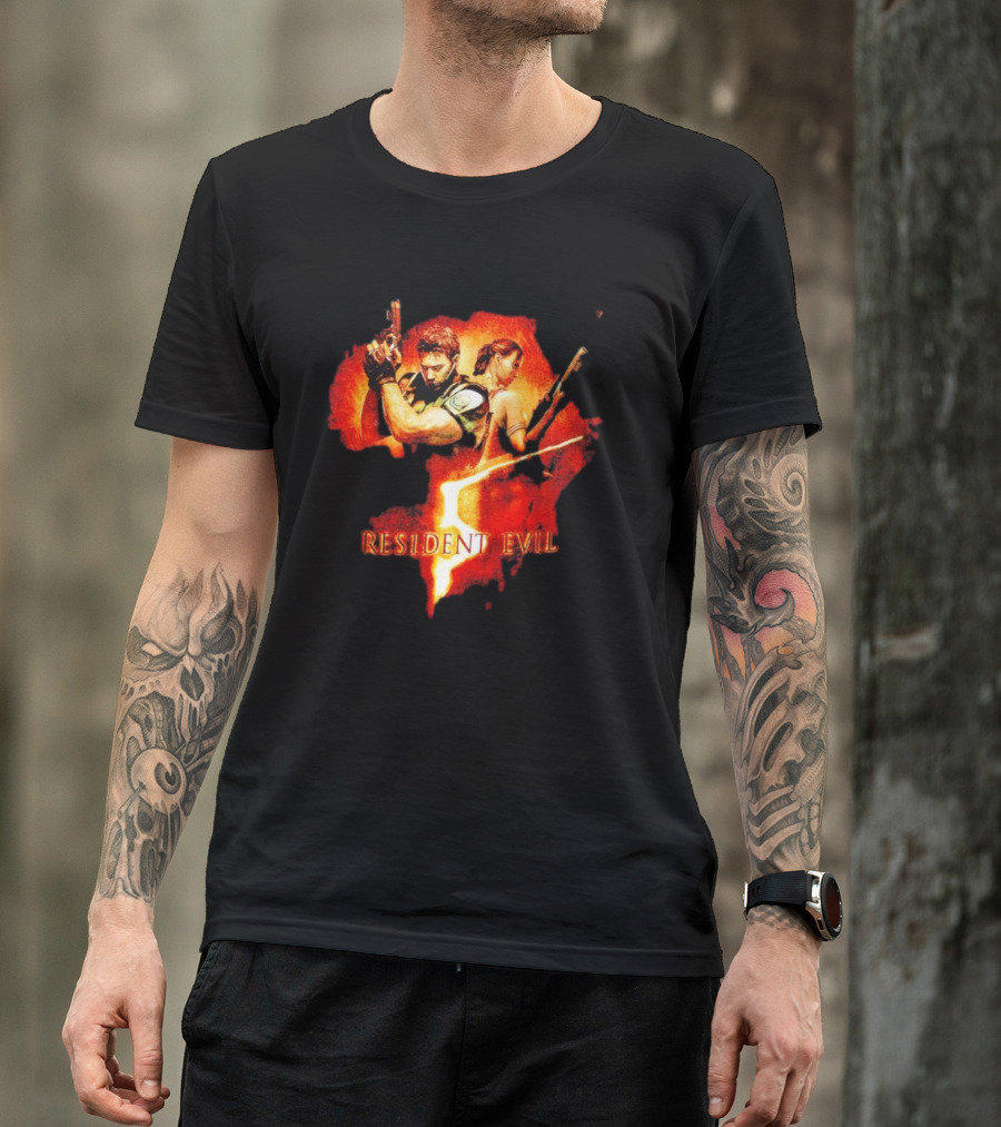Resident Evil 5 Chris Redfield Sheva Alomar Vintage Retro Game T-Shirt