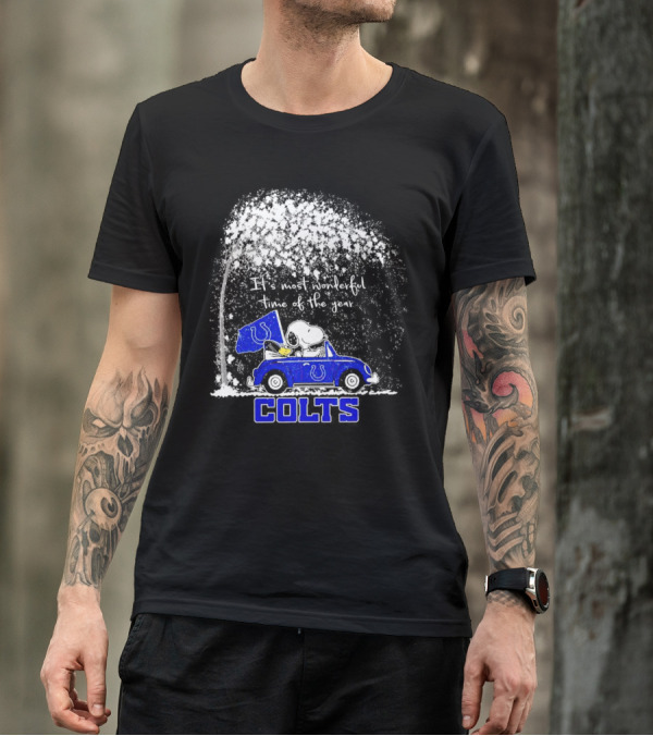 Snoopy And Woodstock Colts It's Most Wonderful Time Of The Year Winter Car Scene T-Shirt