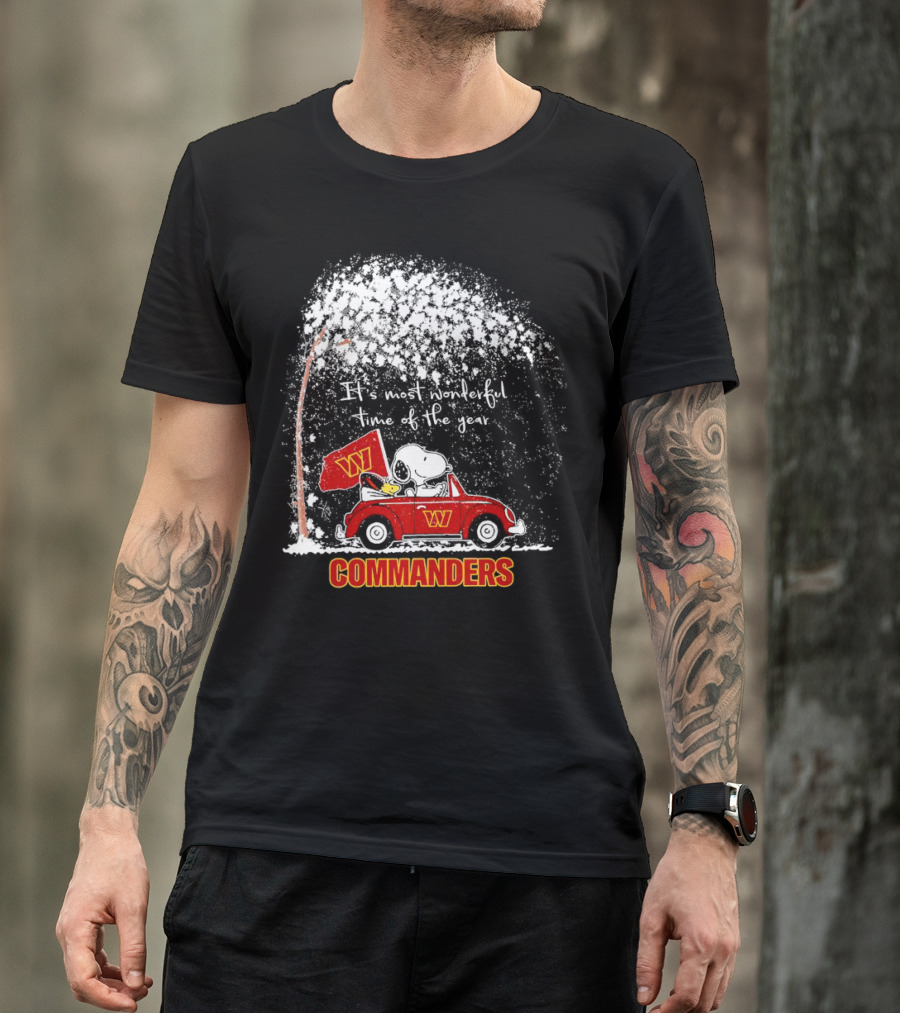 Snoopy And Woodstock Commanders Winter Wonderful Time Of The Year T-Shirt