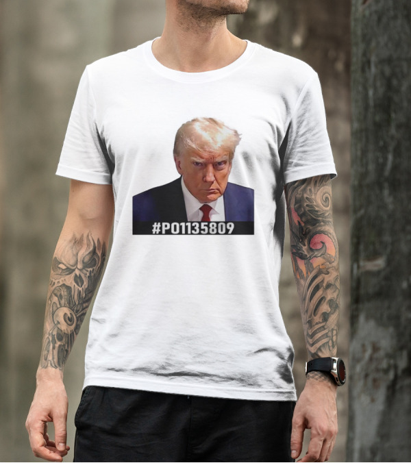 Donald Trump #P01135809 Surrender Mugshot T-Shirt