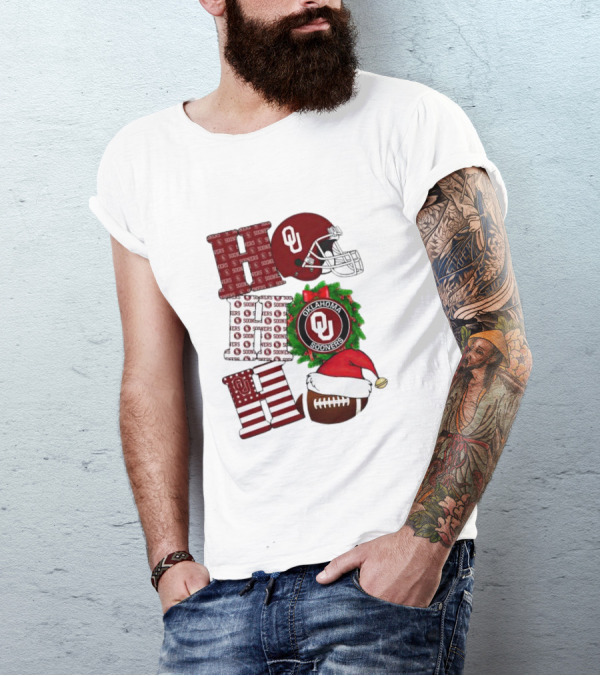 Oklahoma Sooners OU Helmet Wreath Football Santa Ho Ho Ho Christmas T-Shirt