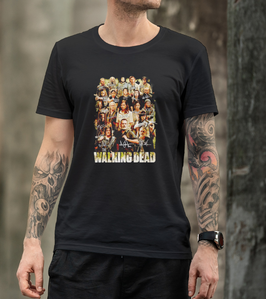The Walking Dead Cast Image With Character Signatures T-Shirt