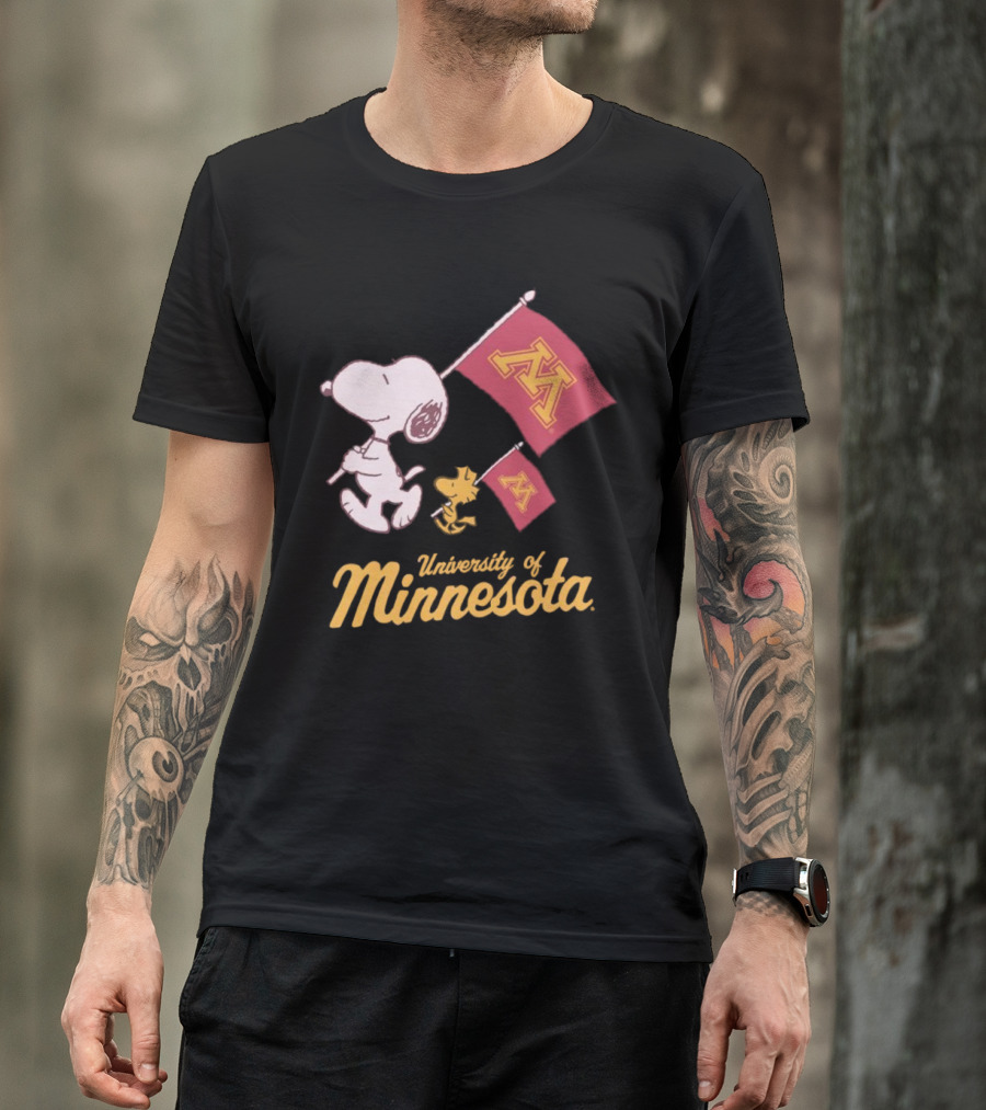 Snoopy And Woodstock University Of Minnesota Flags T-Shirt