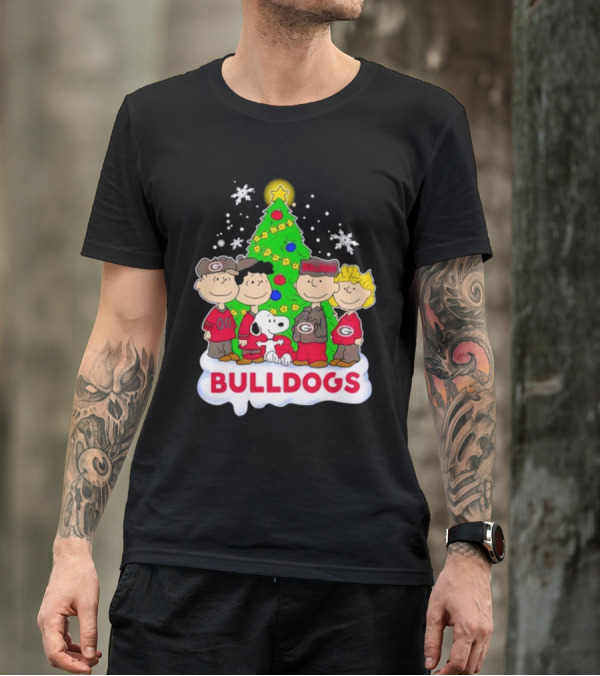 Peanuts Characters Georgia Bulldogs Christmas Tree Bulldogs T-Shirt