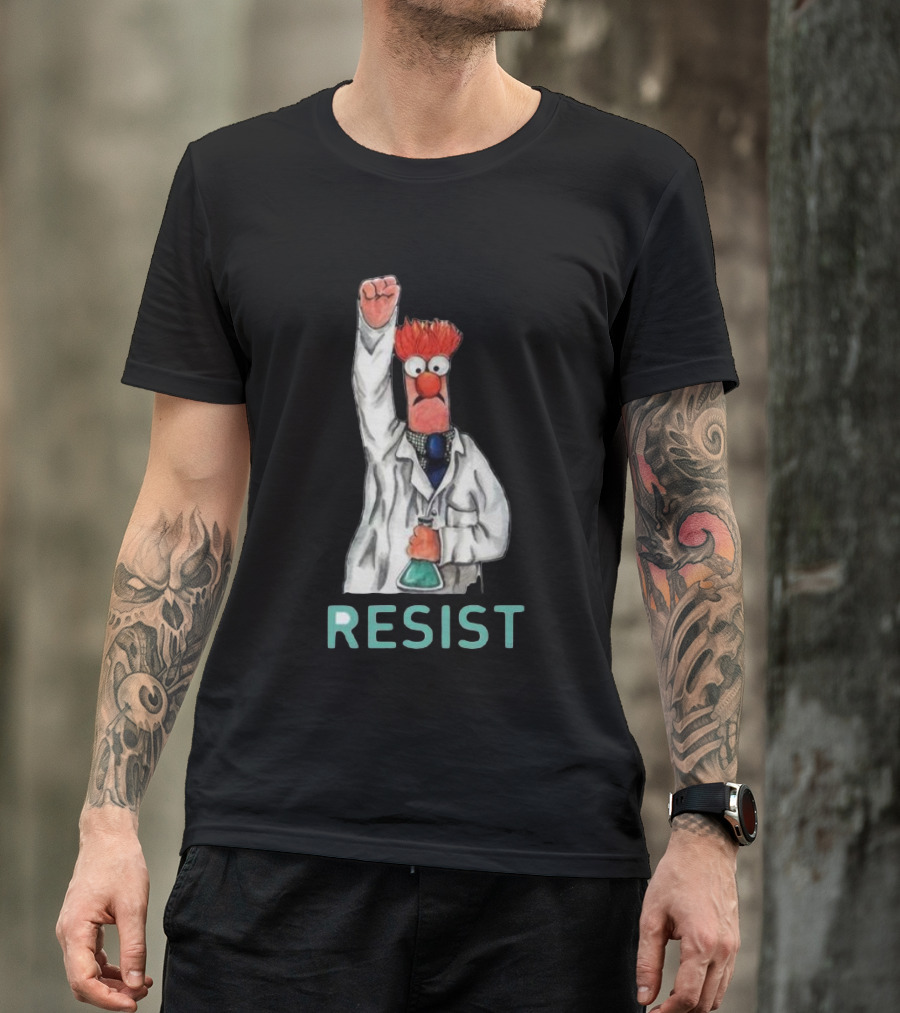 Beaker Fist Raised Resist Muppet Lab Coat Protest T-Shirt