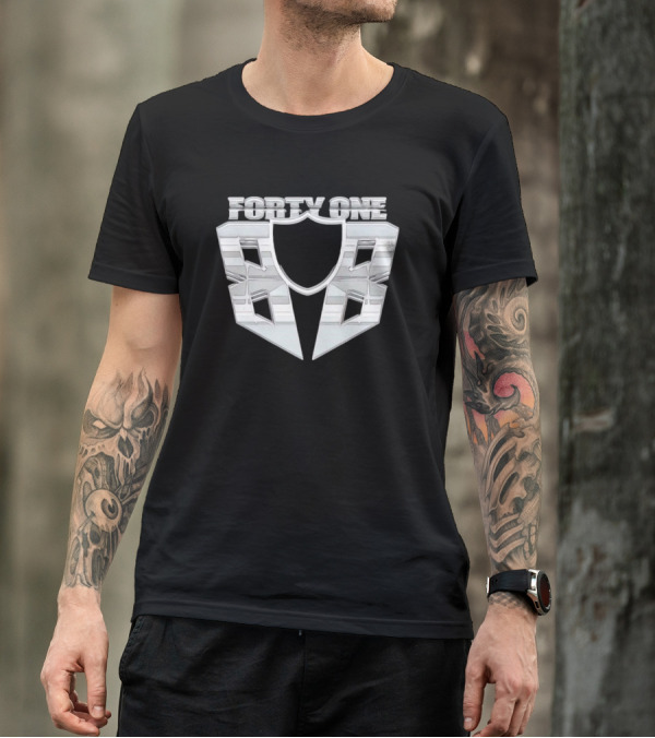 FORTY ONE BOB Silver Shield Style Raider Aesthetic T-Shirt