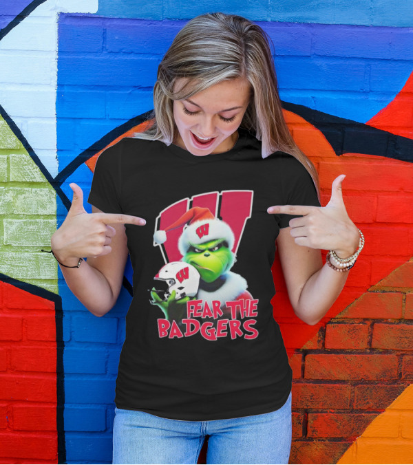 Grinch Fear The Badgers Wisconsin Christmas Football T-Shirt