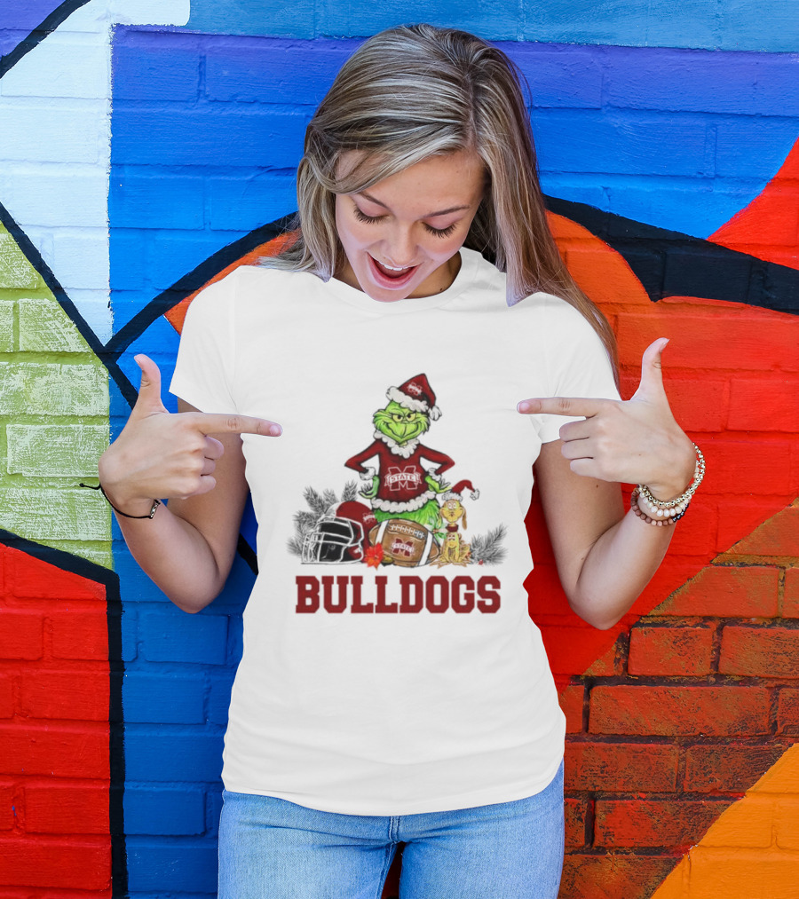 Bulldogs Grinch Max Dog Christmas Football Santa Hat T-Shirt