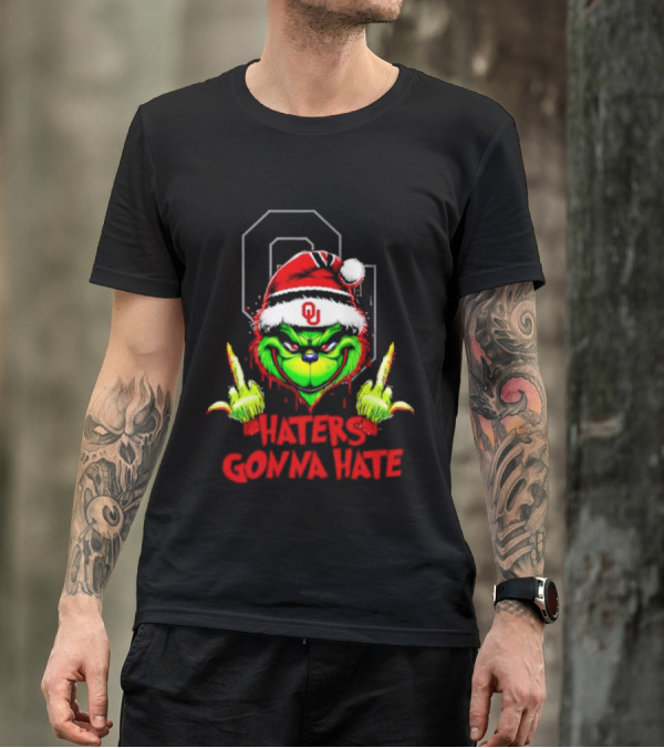 Oklahoma Sooners Grinch Haters Gonna Hate Middle Finger Santa Hat T-Shirt