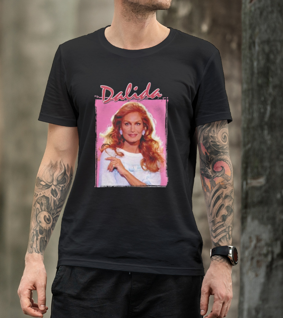 Dalida Retro Pink Background T-Shirt