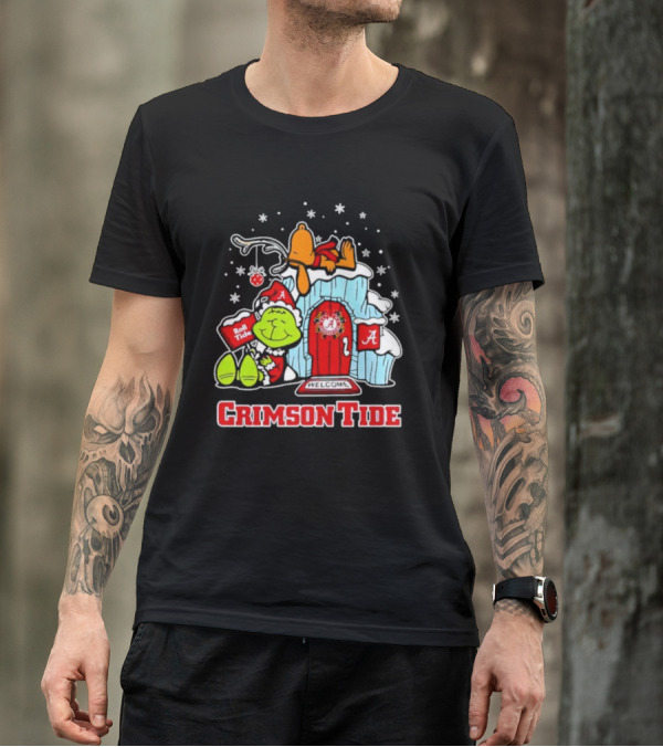 Alabama Crimson Tide Grinch And Snoopy Welcome Merry Xmas T-Shirt