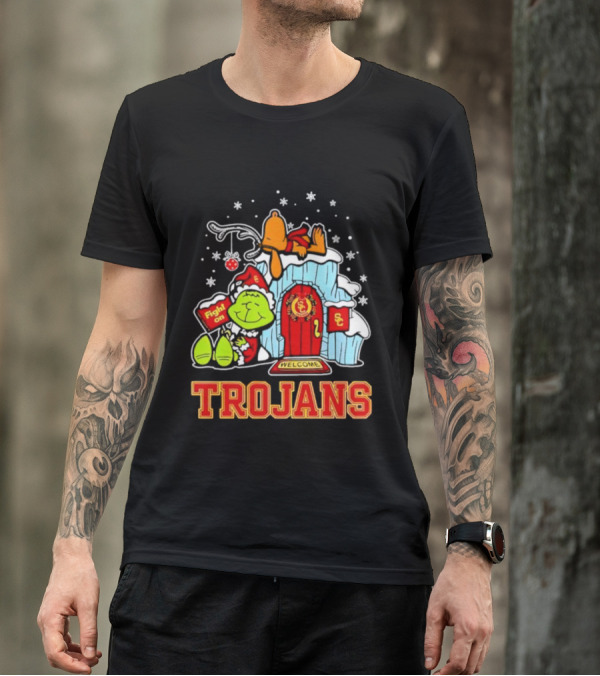 Peanuts USC Trojans Grinch Snoopy Christmas Fight On Welcome T-Shirt