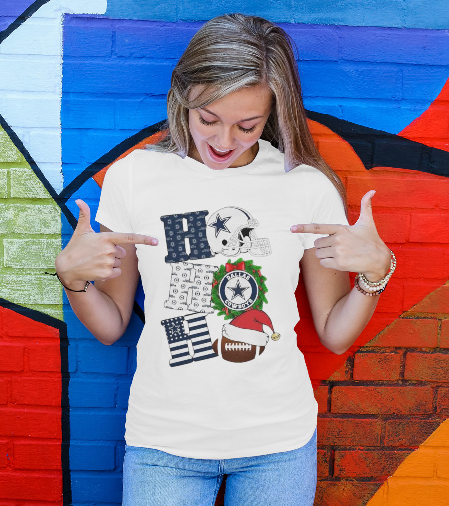 Dallas Cowboys Helmet Wreath Football Christmas Ho Ho Ho Merry Christmas T-Shirt