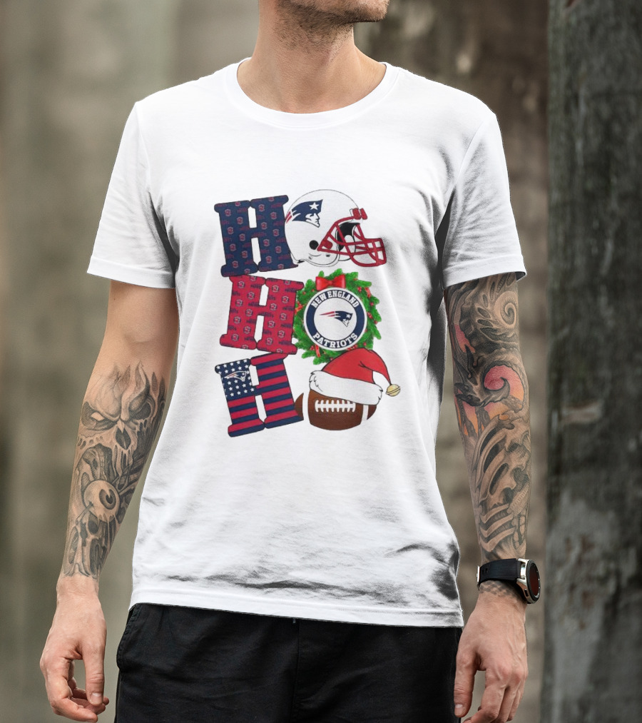 New England Patriots Ho Ho Ho Merry Christmas Football Helmet Wreath Santa Hat Football T-Shirt