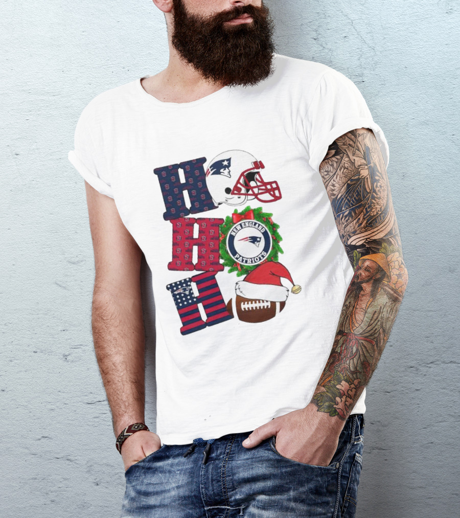 New England Patriots Ho Ho Ho Merry Christmas Football Helmet Wreath Santa Hat Football T-Shirt