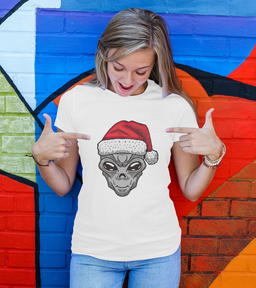 Santa Alien Christmas Hat Festive Extraterrestrial T-Shirt