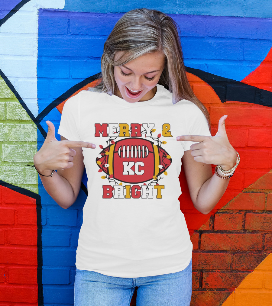 Kansas City Chiefs KC Merry And Bright Football Christmas T-Shirt