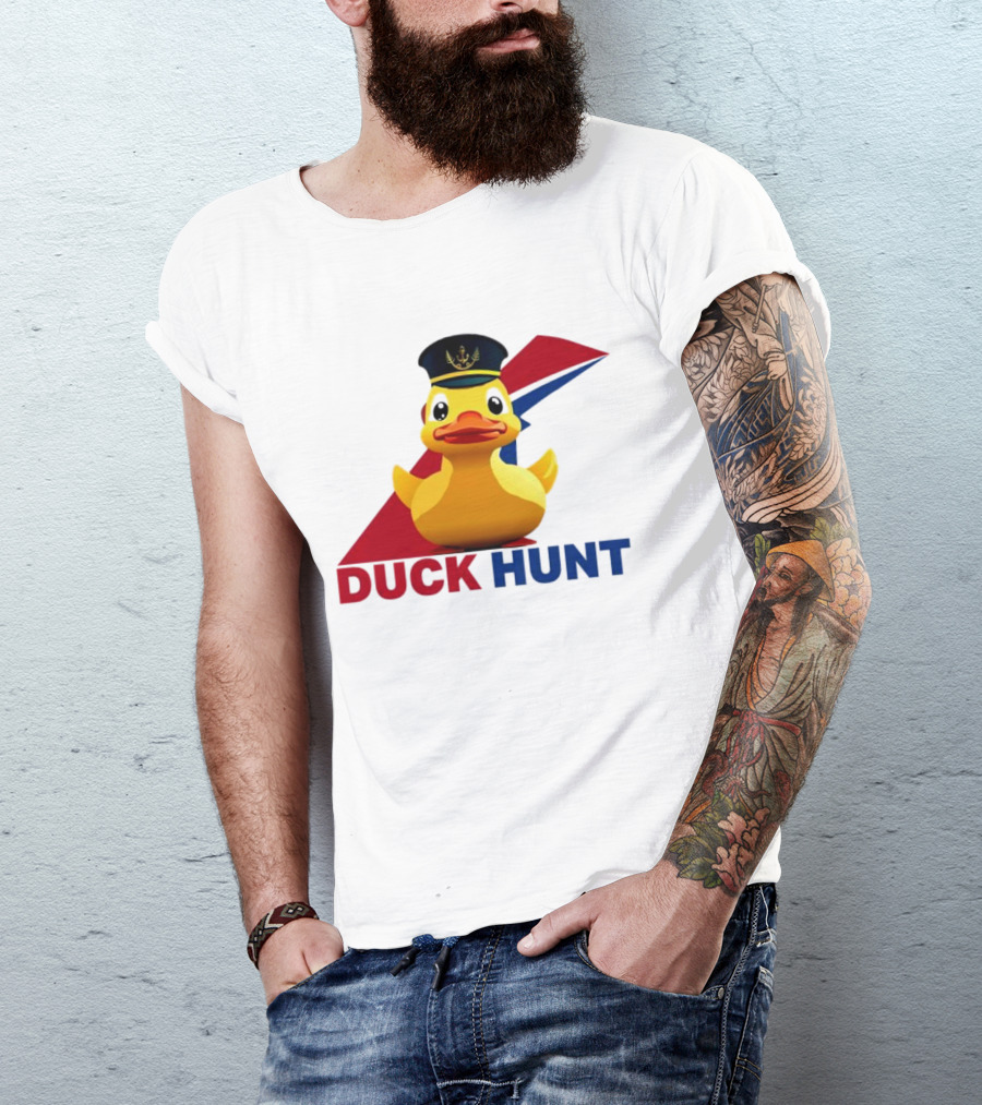Cruising Duck Hunt Captain Rubber Duck Navy T-Shirt