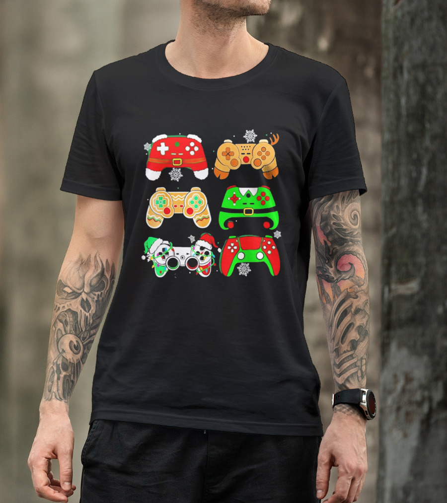 Santa Elf Gaming Controllers Christmas Gamer Holiday T-Shirt