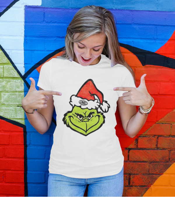 Grinch Christmas DND Santa Hat Image T-Shirt