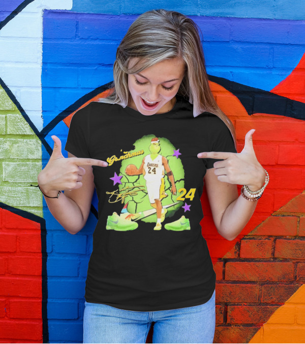 Lakers 24 Grinchmas Kobe Bryant Sneakers T-Shirt