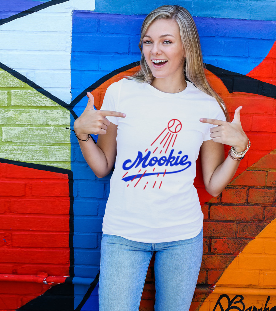 Mookie Signature Red Baseball Design Los Angeles Dodgers T-Shirt