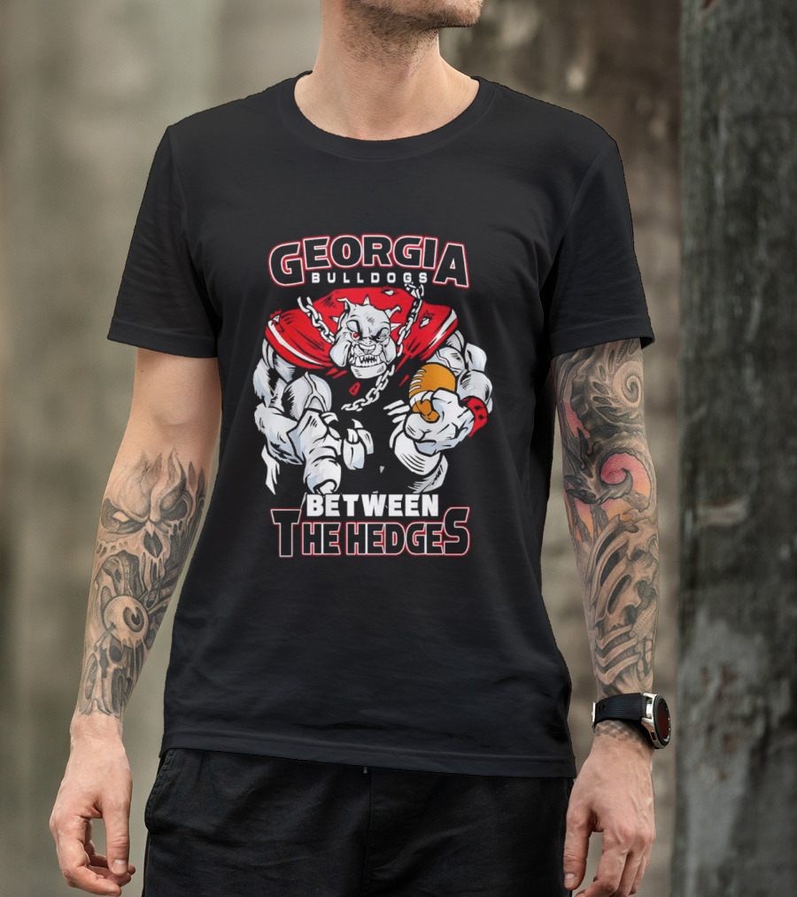 Georgia Bulldogs Between The Hedges Bulldogs Mascot Football T-Shirt