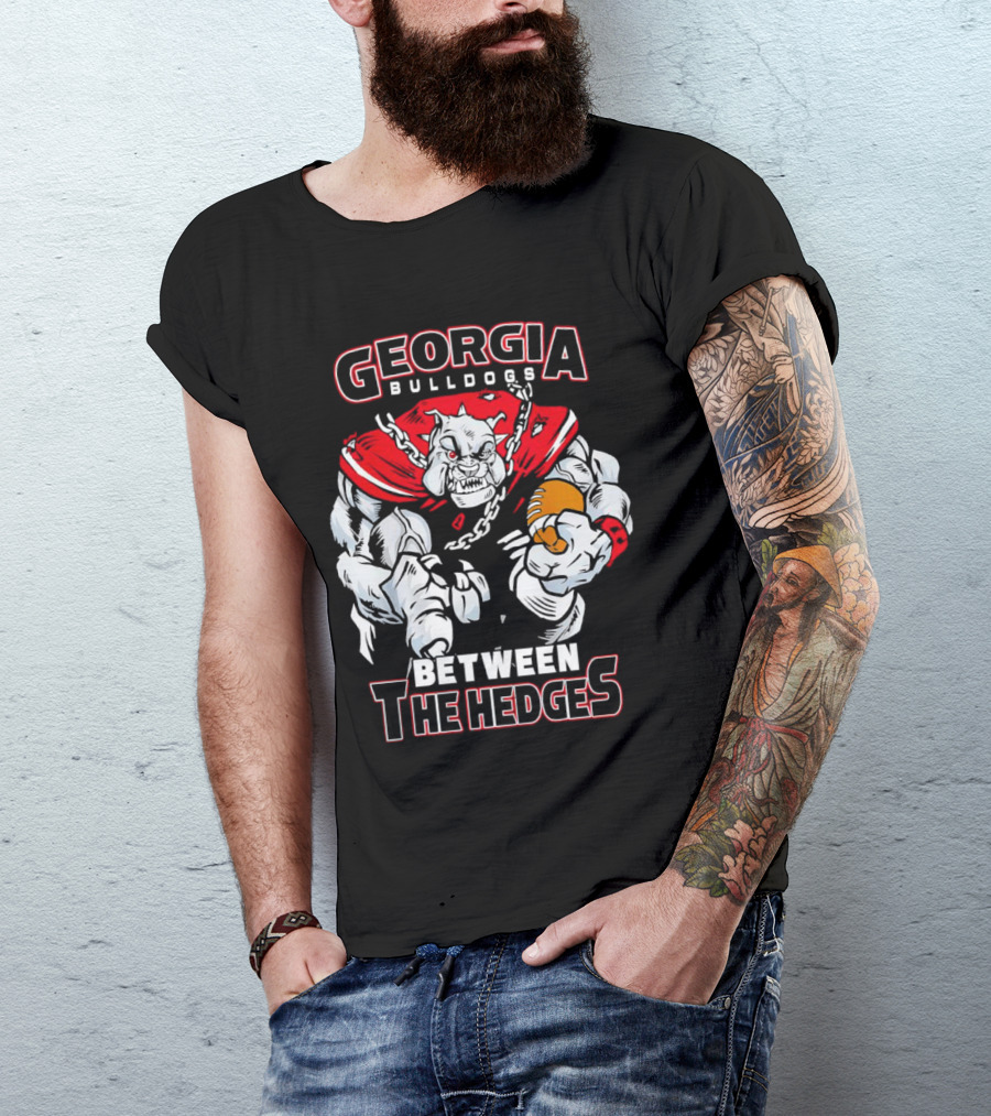 Georgia Bulldogs Between The Hedges Bulldogs Mascot Football T-Shirt