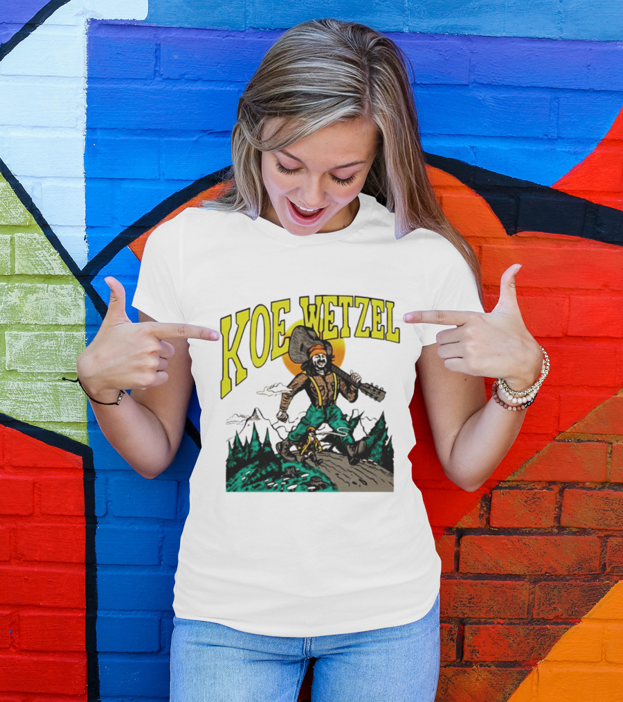 Koe Wetzel Koe Bunyan Lumberjack With Guitar And Dog In Mountain Scene T-Shirt