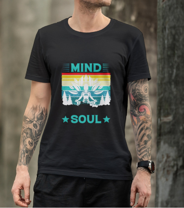 LOSE YOUR MIND FIND YOUR SOUL Yoga Meditation Retro Vintage Rainbow Pine Trees T-Shirt