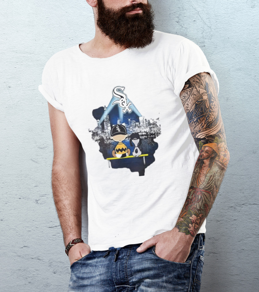 Charlie Brown And Snoopy Chicago White Sox 2024 City Skyline T-Shirt