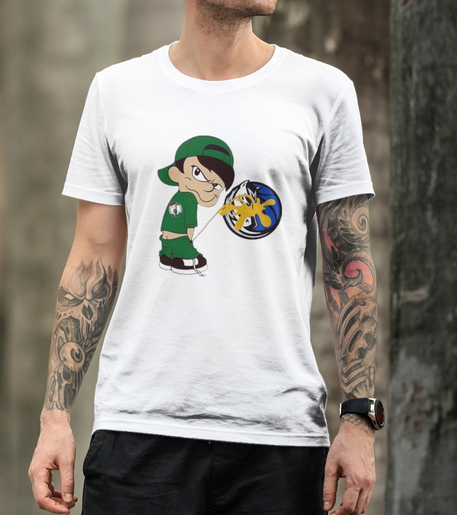 Little Boy Boston Celtics Piss On Dallas Mavericks Logo T-Shirt