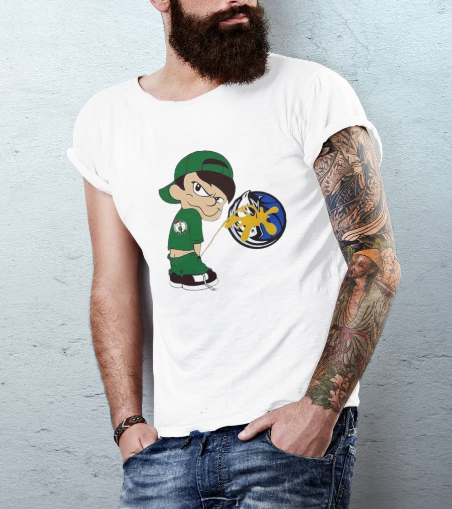 Little Boy Boston Celtics Piss On Dallas Mavericks Logo T-Shirt