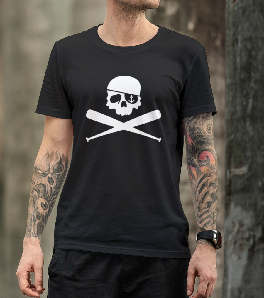 Bryan Reynolds Pirates Anchor-Eyed Skull Crossed Baseball Bats T-Shirt