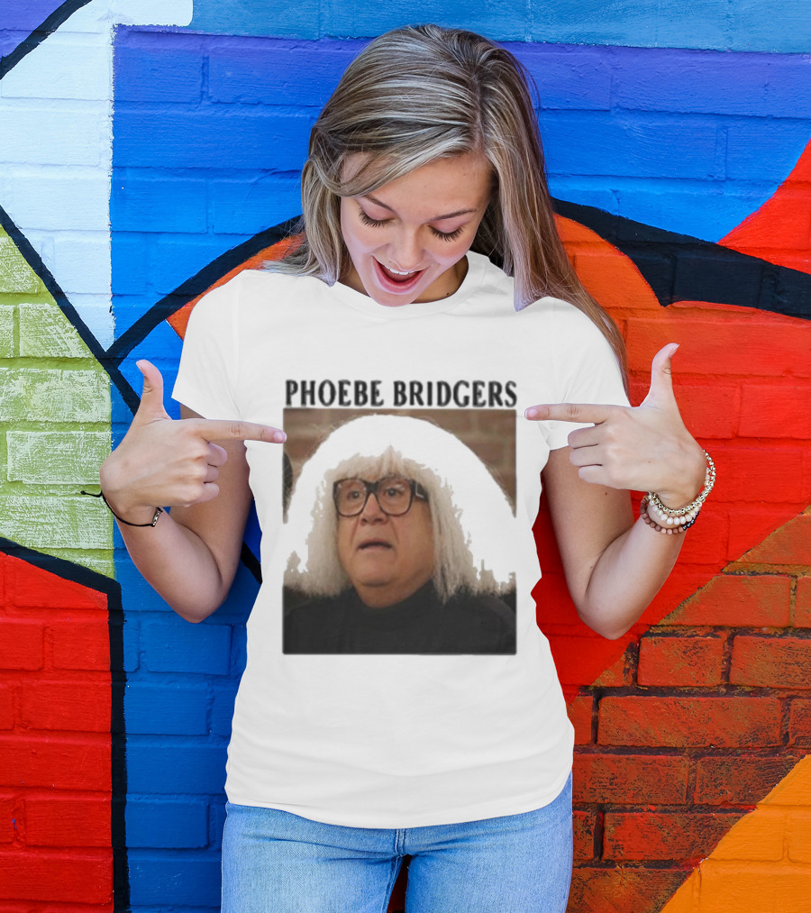 Phoebe Bridgers Meme Parody Featuring Iconic Character With Wig And Glasses T-Shirt