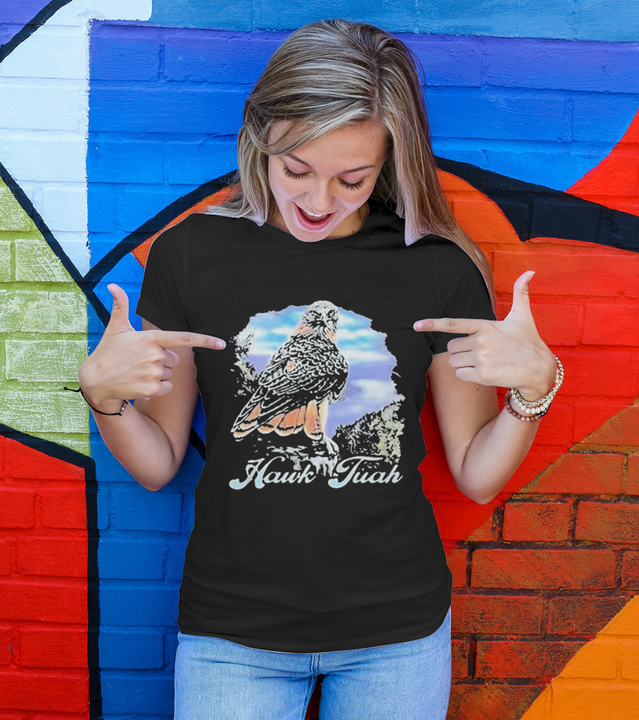 Hawk Tuah Scenic 70s Vintage Style Bird T-Shirt