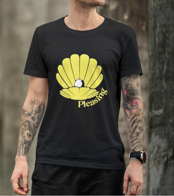 Pleasing Clam Yellow Shell With Pearl T-Shirt