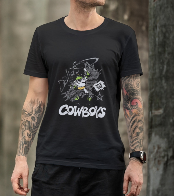 Dallas Cowboys TMNT Leonardo Let's Go Match Retro T-Shirt