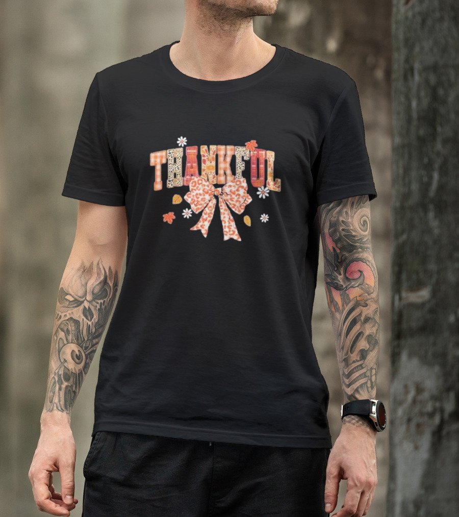 Thankful Leopard Plaid Bow With Fall Leaves And Daisies T-Shirt