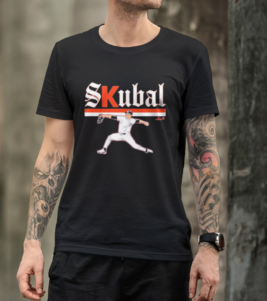 Skubal Pitching Action Vintage Style 24 T-Shirt