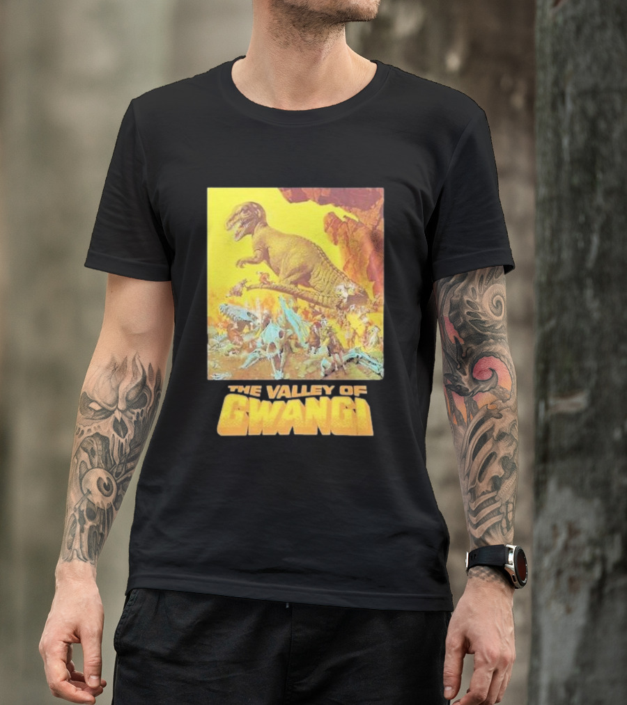 The Valley Of Gwangi Dinosaur Adventure Scene T-Shirt