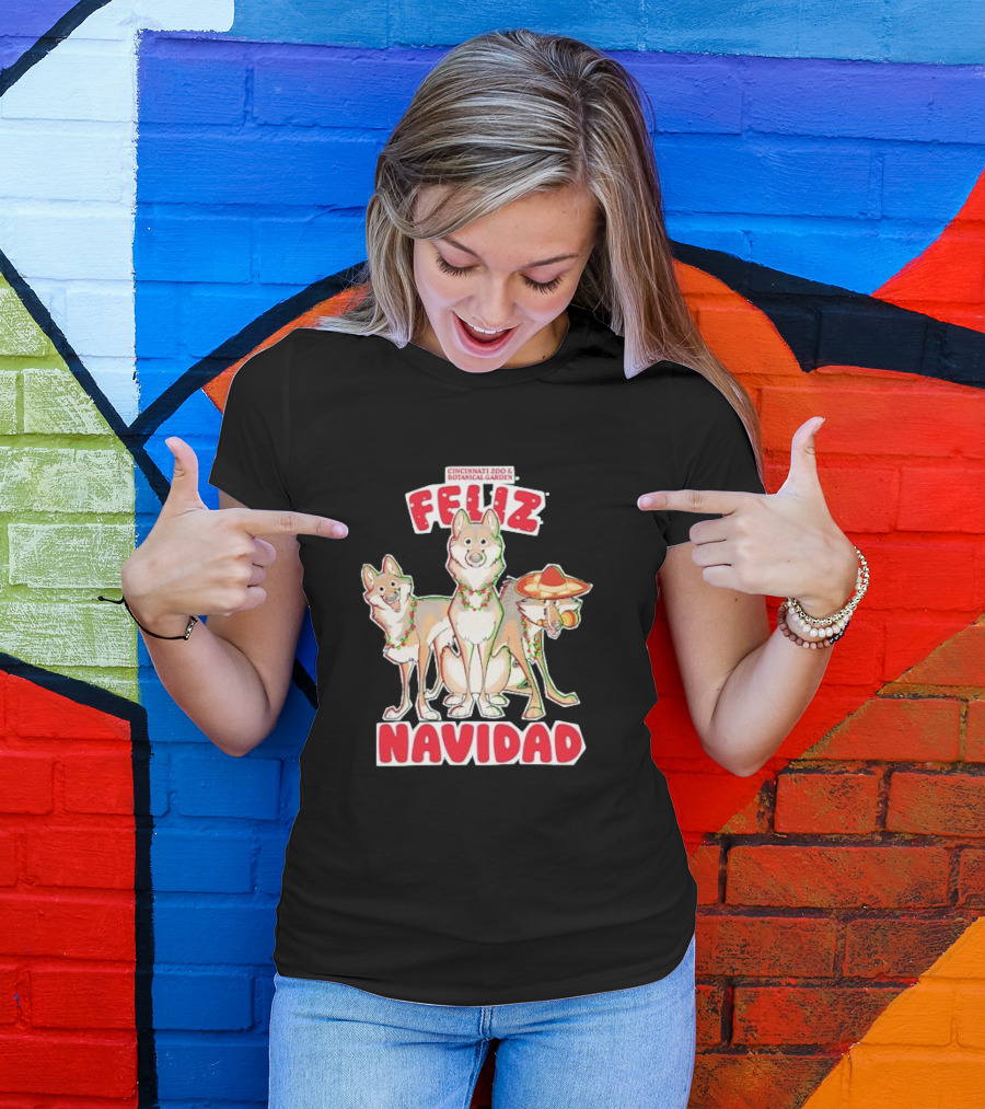 Feliz Navidad Wolves Cincinnati Zoo Botanical Garden T-Shirt