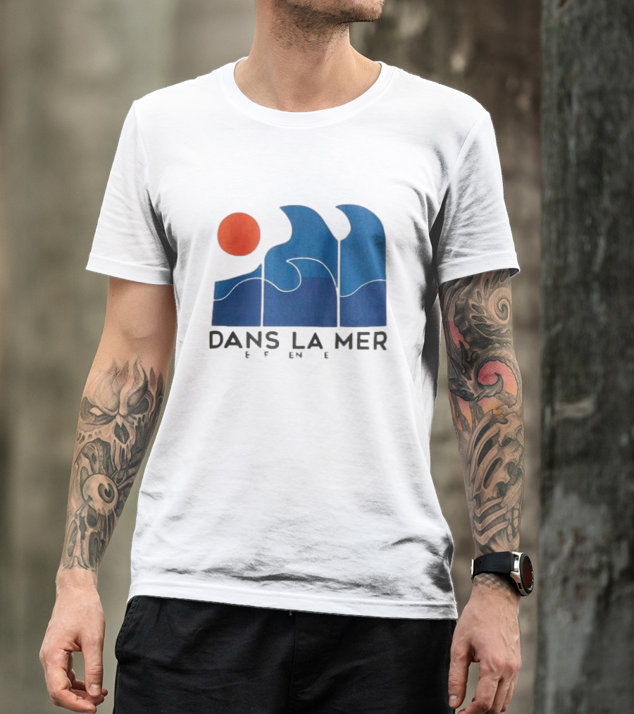 Dans La Mer Waves And Sun T-Shirt