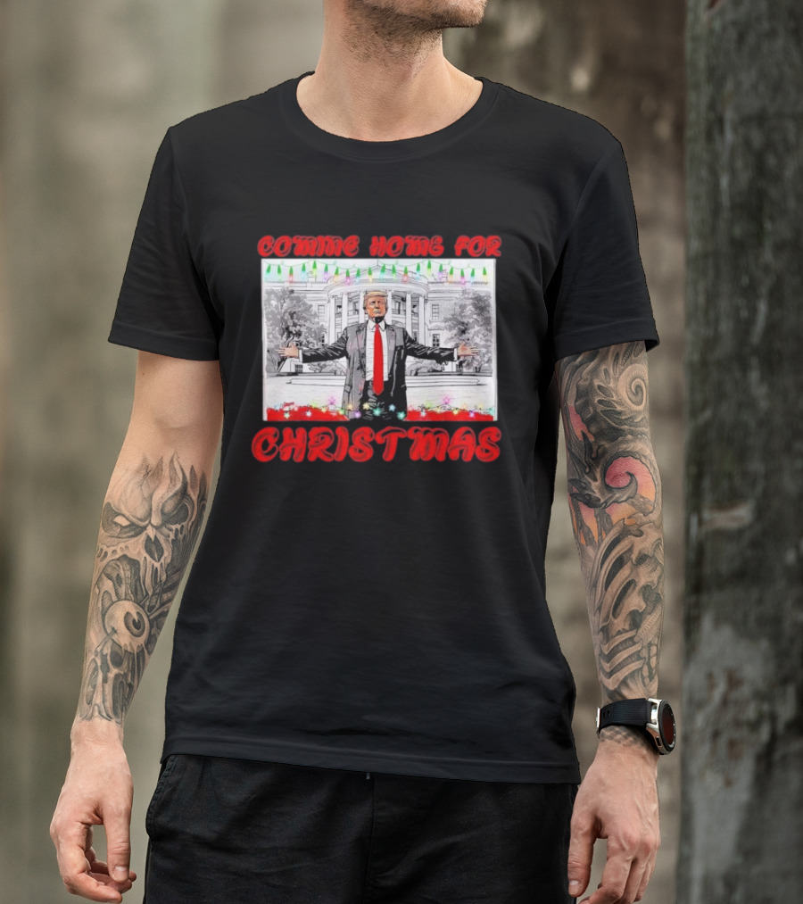 Donald Trump Coming Home For Christmas White House Scene T-Shirt